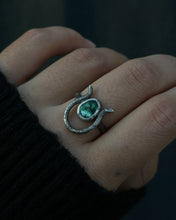Size 7 // Turquoise Dot Ring