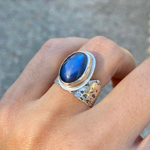 Size 6 // New Moon Ring